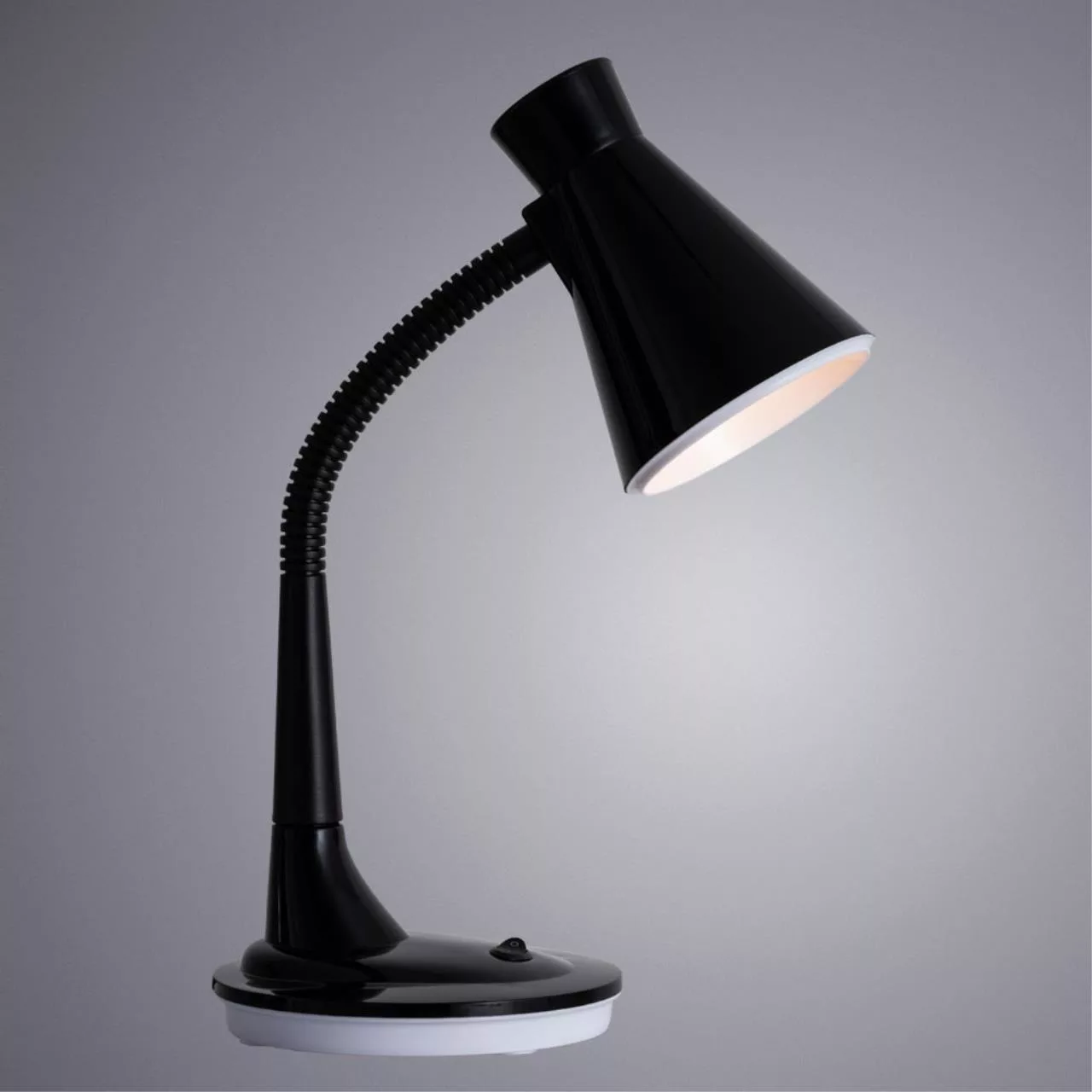Офисная настольная лампа Arte Lamp DESK Черный A2007LT-1BK