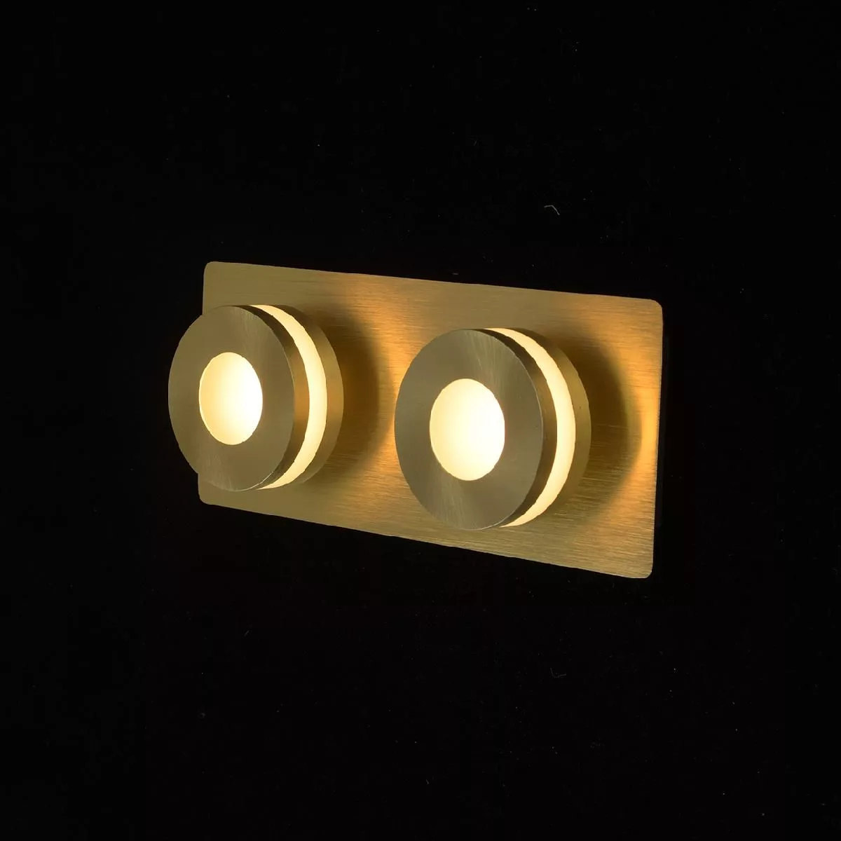 Настенный светильник De Markt Пунктум золотой 549020502