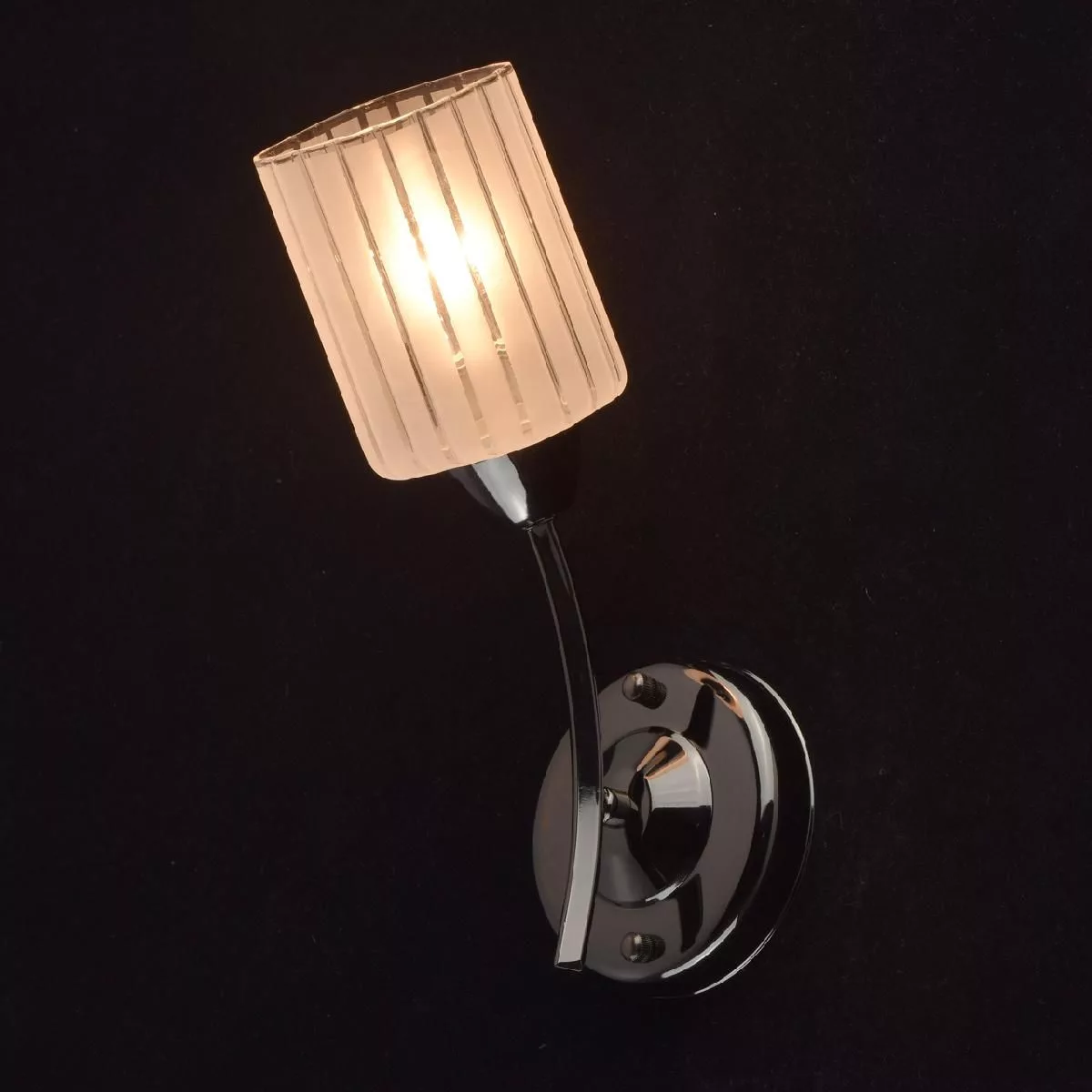 Настенный светильник De Markt Олимпия чёрный 638023301