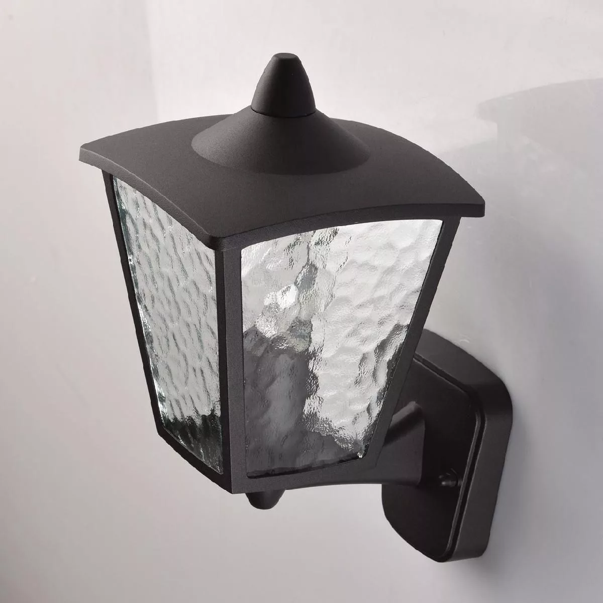 Настенный светильник De Markt Телаур чёрный 806020201