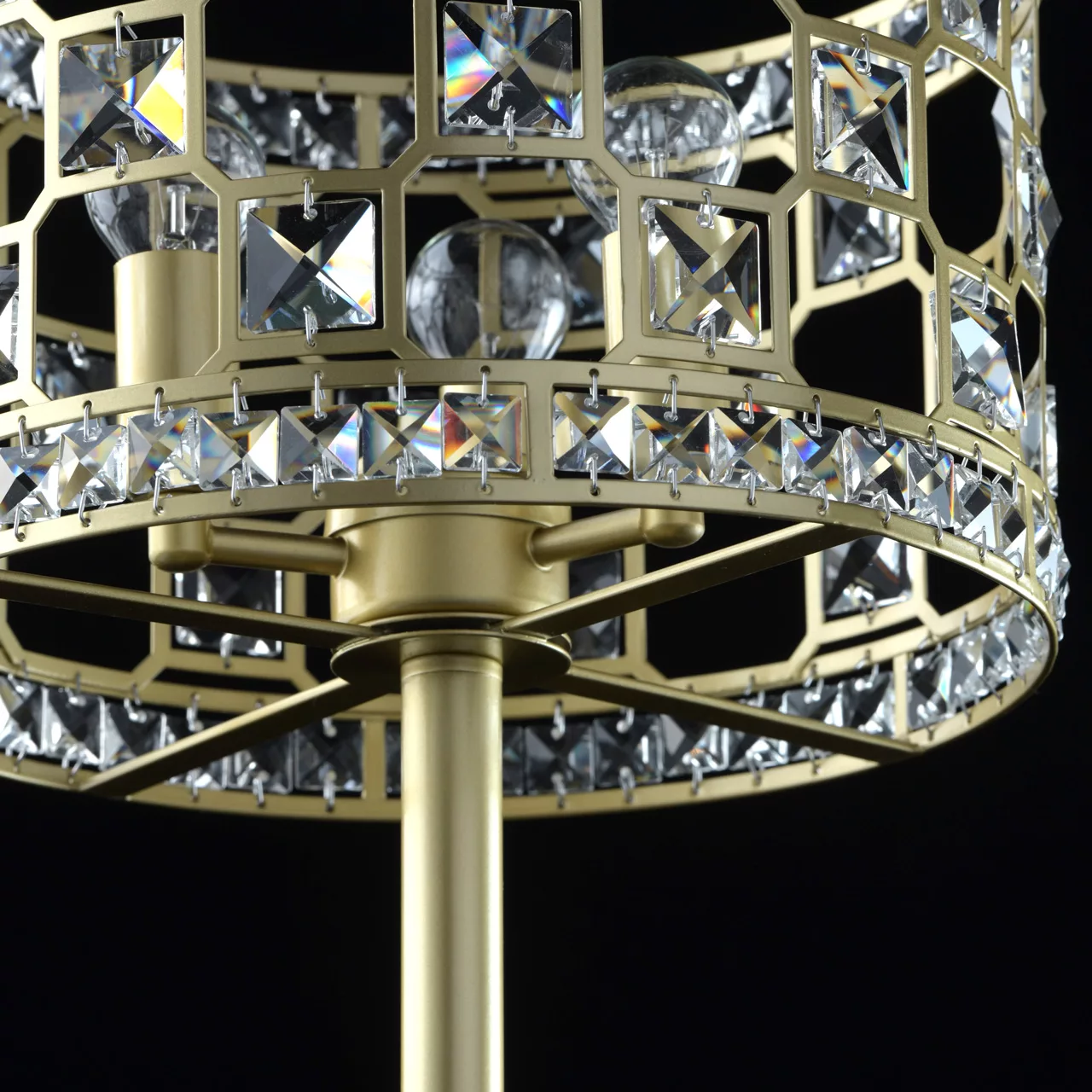 Настольный светильник MW-Light Монарх золотой 121031703