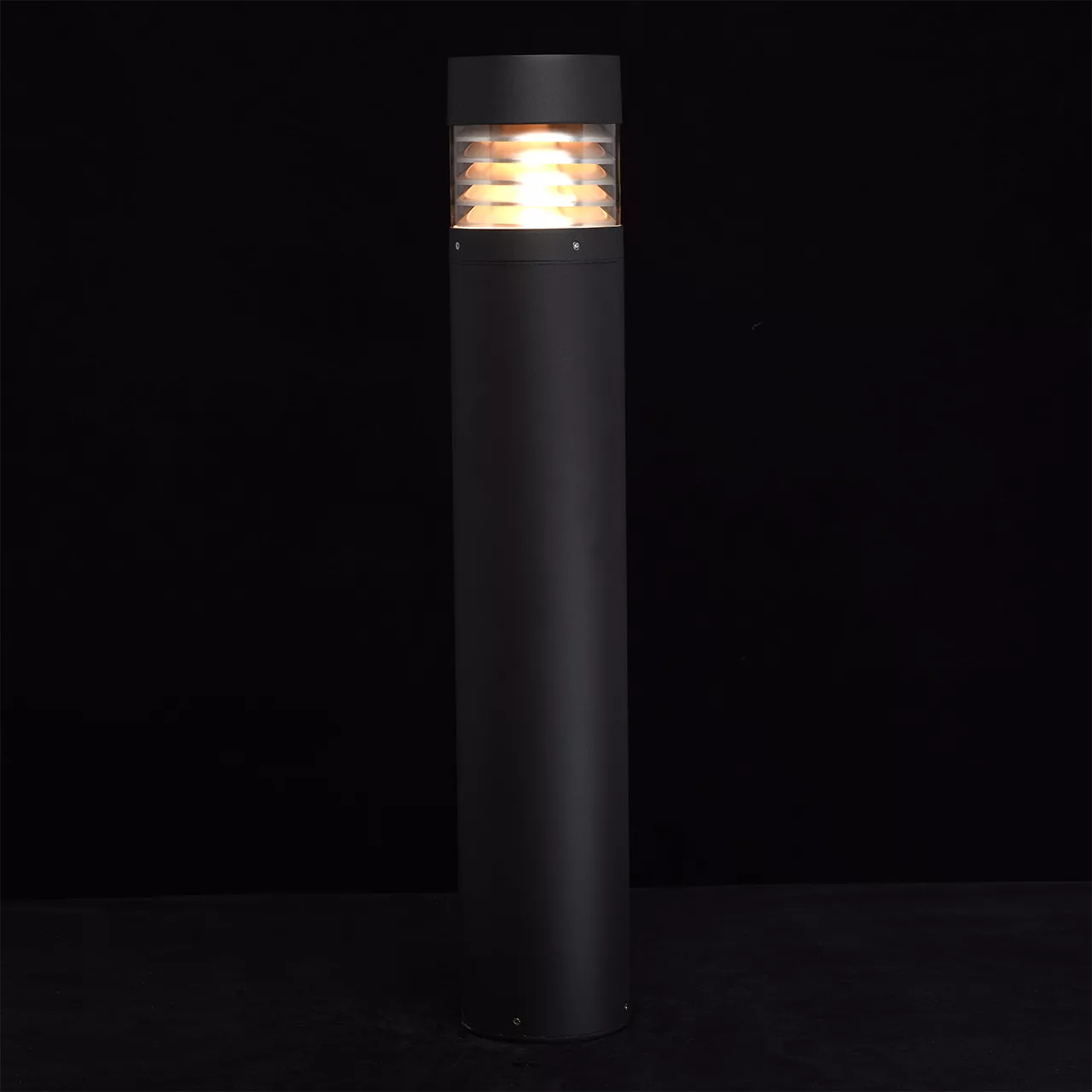Напольный светильник De Markt Уран чёрный 803040201