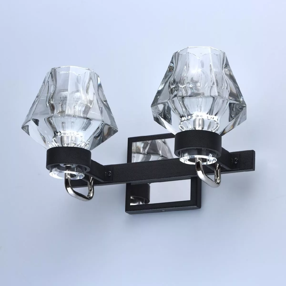 Настенный светильник MW-Light Джестер чёрный 104022302