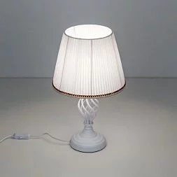 Настольный светильник Citilux Вена Белый CL402800