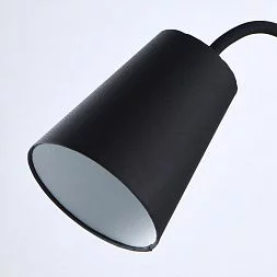 Настольный светильник De Markt Комфорт чёрный 112030201